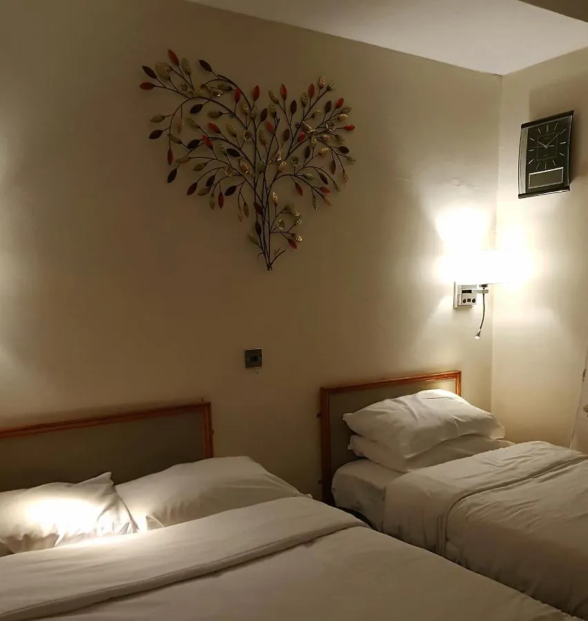 Linden Tree Bed & Breakfast Gloucester
